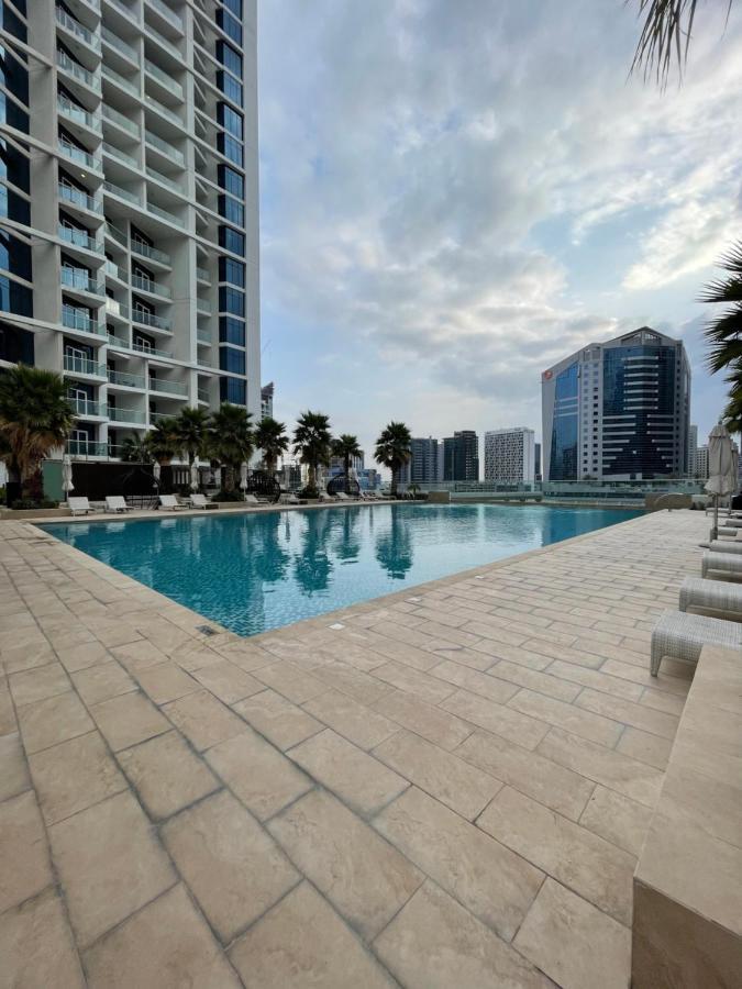 Luxury Aparthotel Prive Dubai Exterior photo